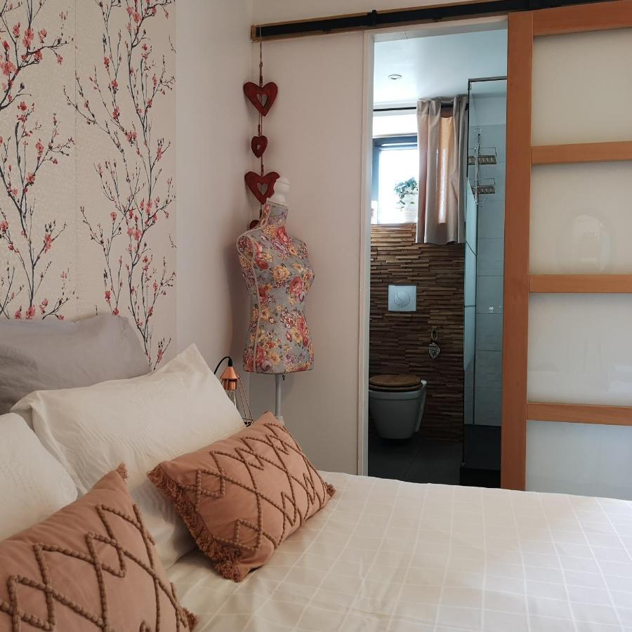 Au Gray Du Temps Suspendu Bed & Breakfast Pleslin-Trigavou ภายนอก รูปภาพ