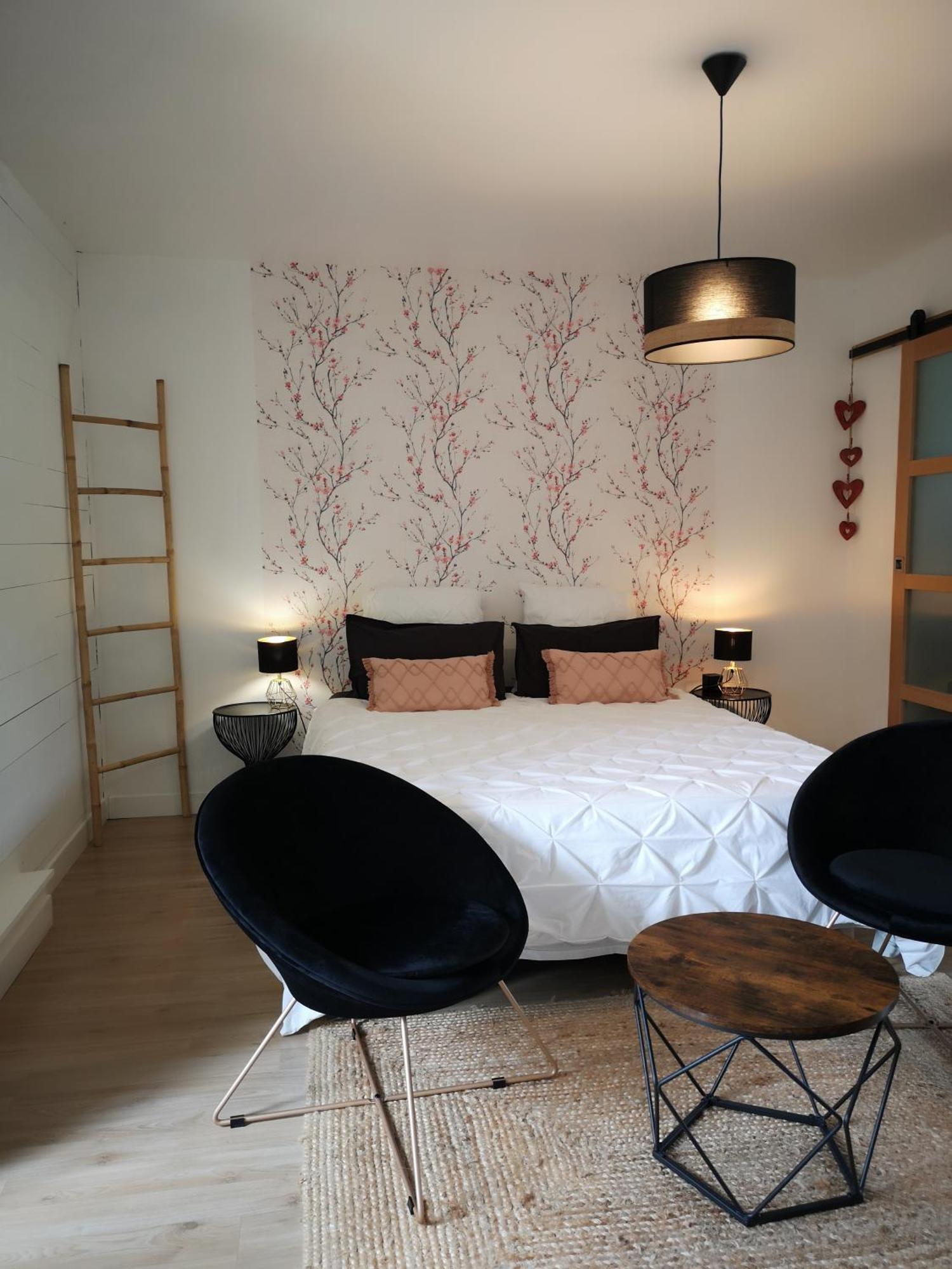Au Gray Du Temps Suspendu Bed & Breakfast Pleslin-Trigavou ภายนอก รูปภาพ